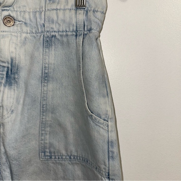 Zara Light Wash Denim Paper Bag Shorts size 2 - Picture 3 of 10